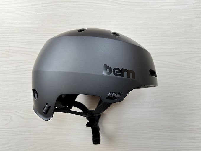 bernのヘルメットMACON2.0をレビュー！サイズ感や使い心地など 